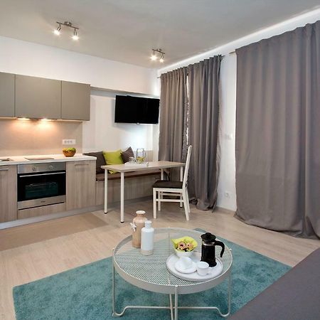 Sunsplash Apartments Pula Bagian luar foto